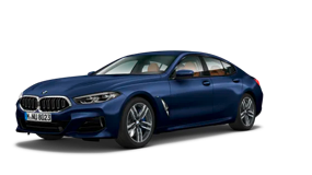 Blaues BMW 8er Gran Coupé, seitliche Ansicht auf weißem Hintergrund.