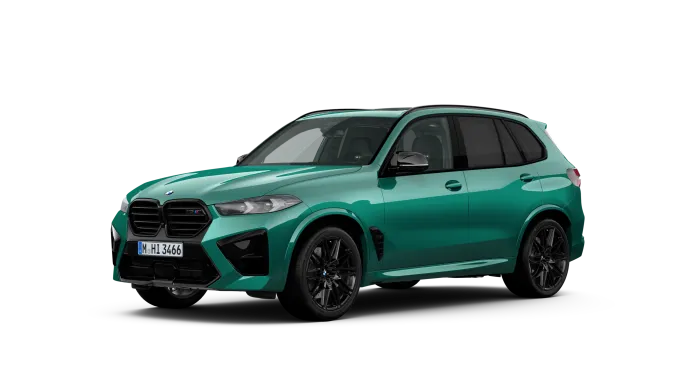 Grüner BMW X5 M auf weißem Hintergrund, seitliche Vorderansicht.